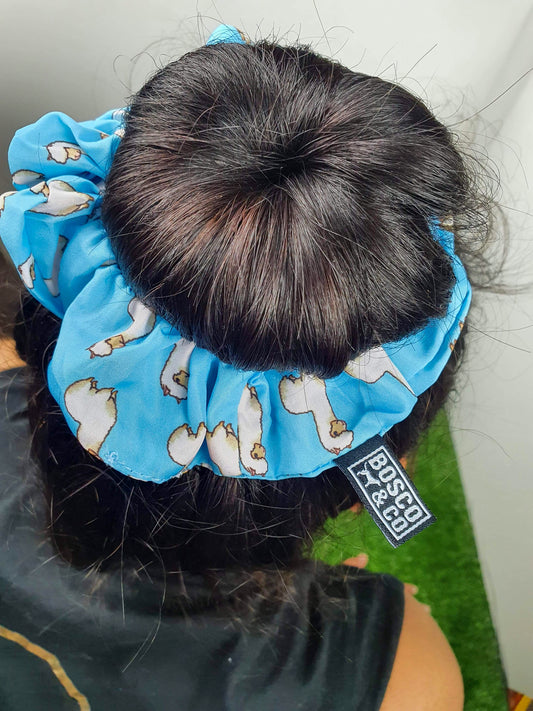 pet-lover-accessory-scrunchie-alpaca-print
