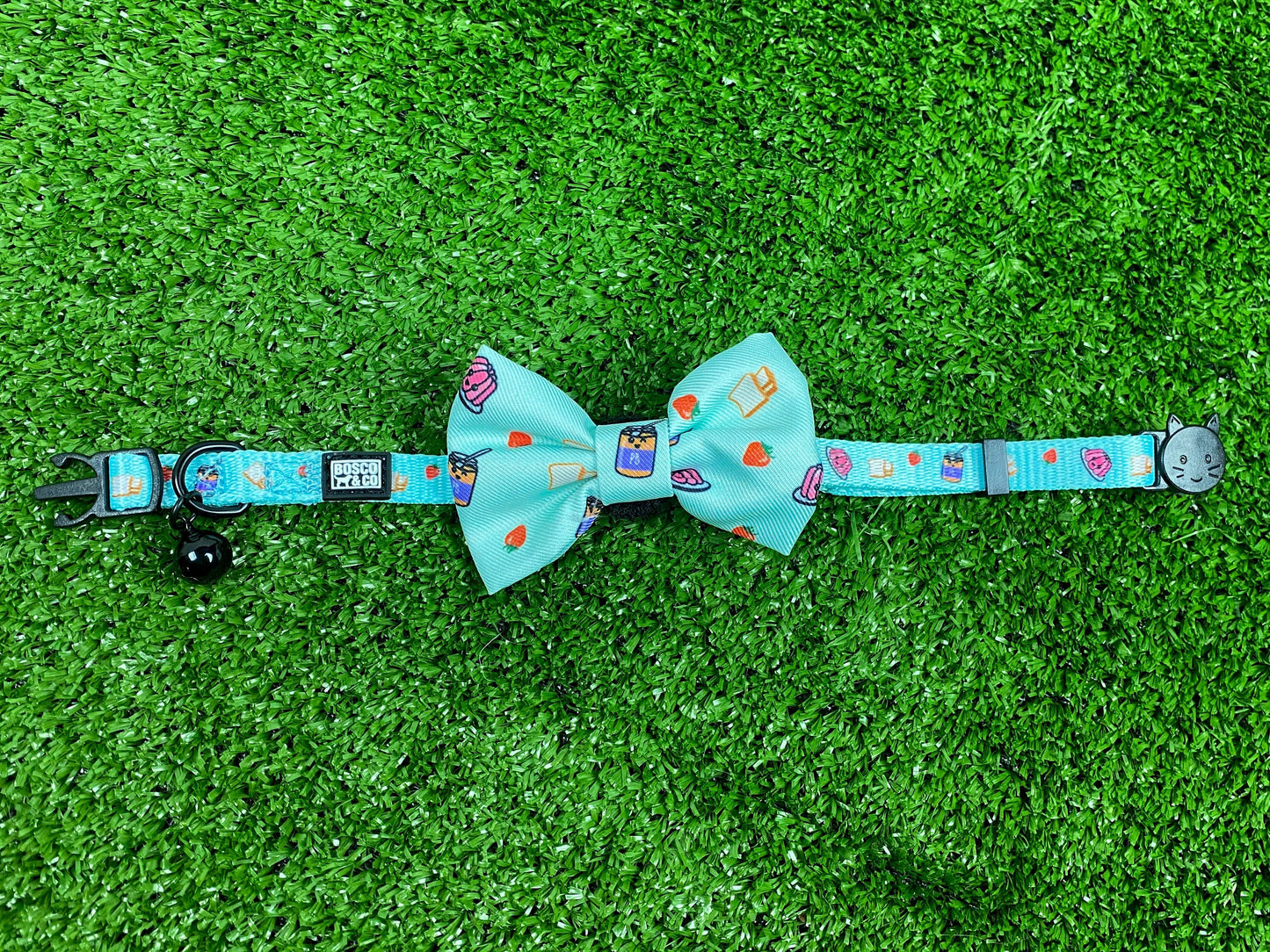 cat-bow-tie-collar-peanut-butter-jelly-print