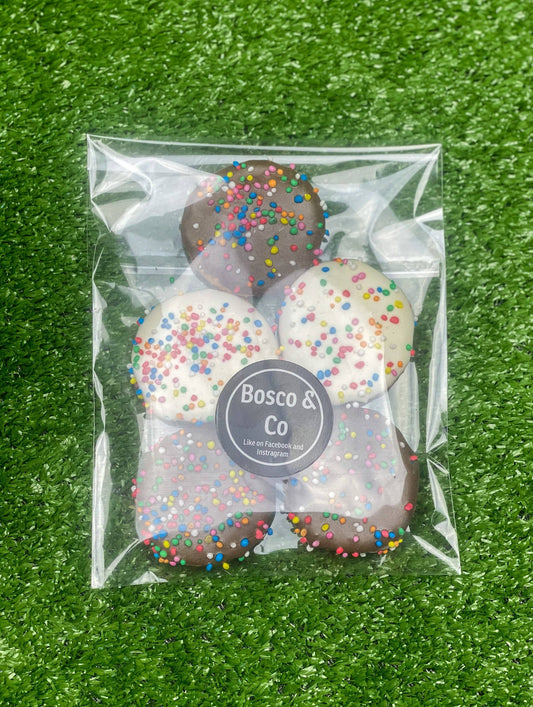 Carob and Yoghurt Sparkles Gourmet Dog Treat - 5pce