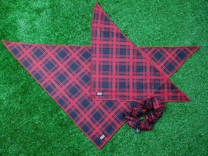 cooling-bandana-for-dogs-black-red-tartan